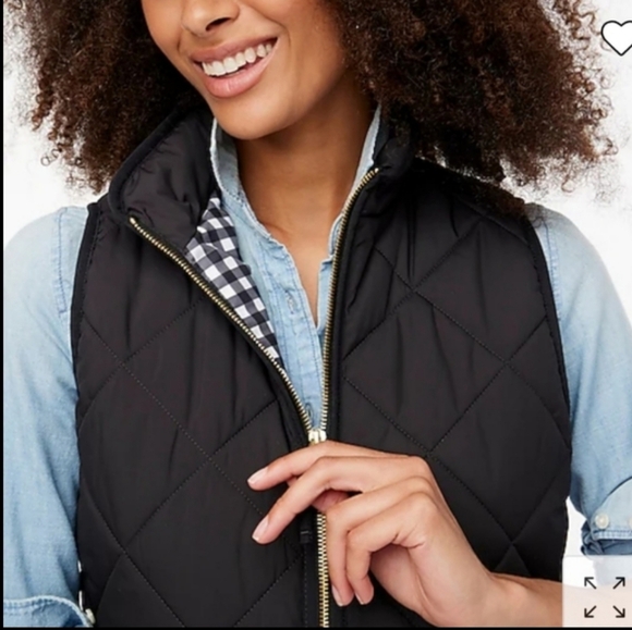 J. Crew Factory Puffer Vest Snap Pockets Black BJ901 Black Gold Zipper NEW Comfy - Picture 10 of 15